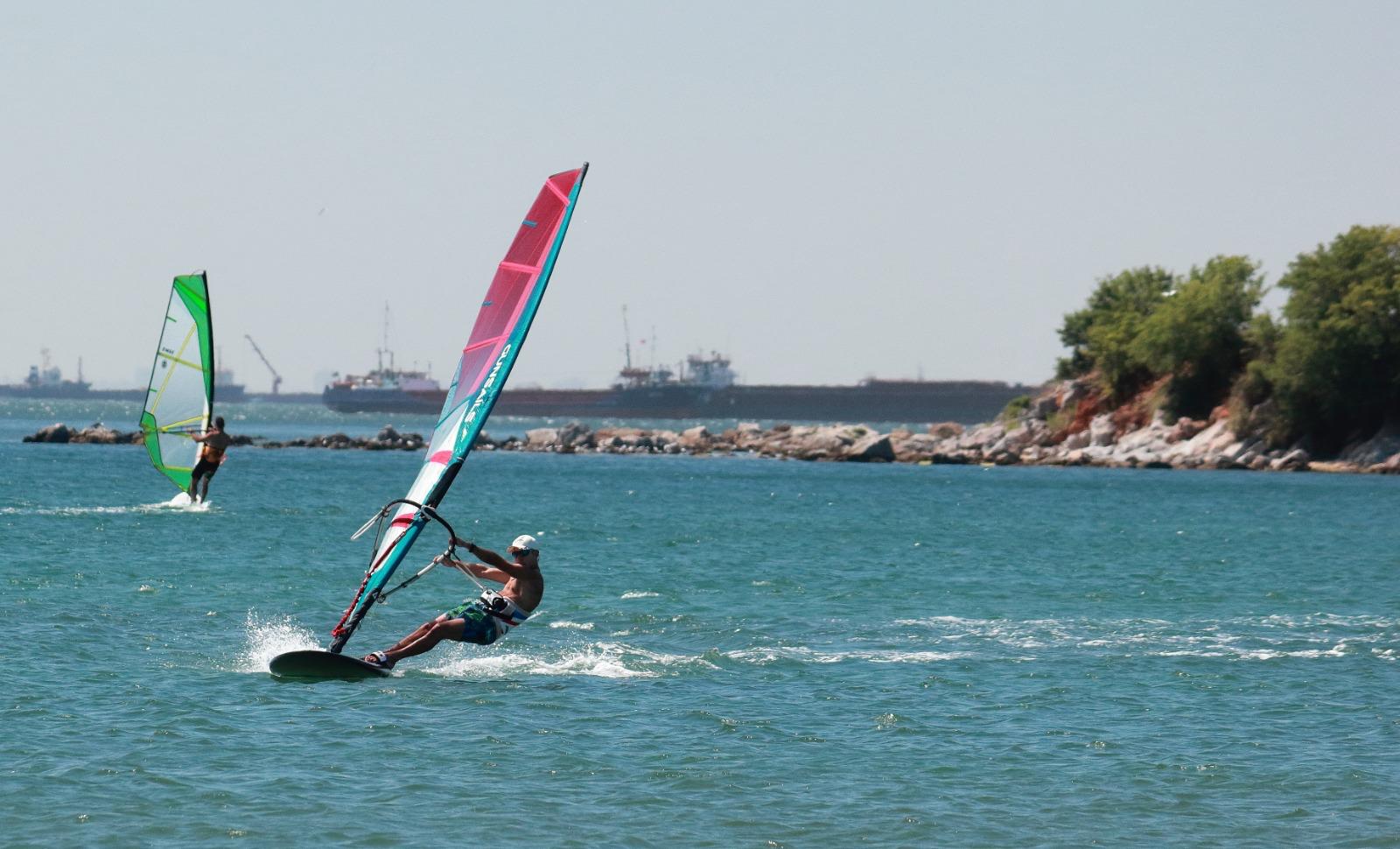Surf Görseli 1
